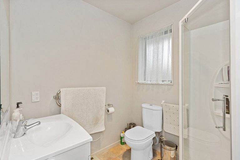 Photo of property in 1/295 Pages Road, Wainoni, Christchurch, 8061