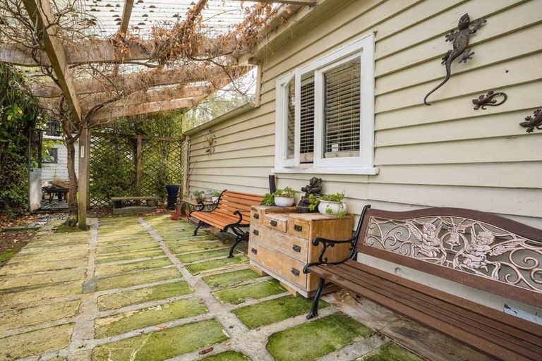 Photo of property in 48 Painstown Road, Waimate, 7978