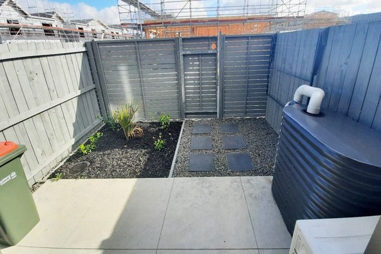 Photo of property in 21 Harewood Street, Whenuapai, Auckland, 0618