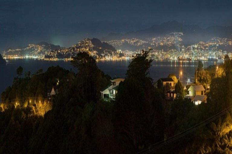 Photo of property in 26 Akatea Road, Korokoro, Lower Hutt, 5012