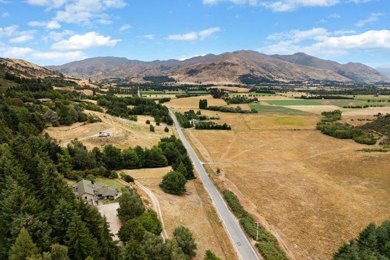 Photo of property in 515 Mount Barker Road, Wanaka, 9382