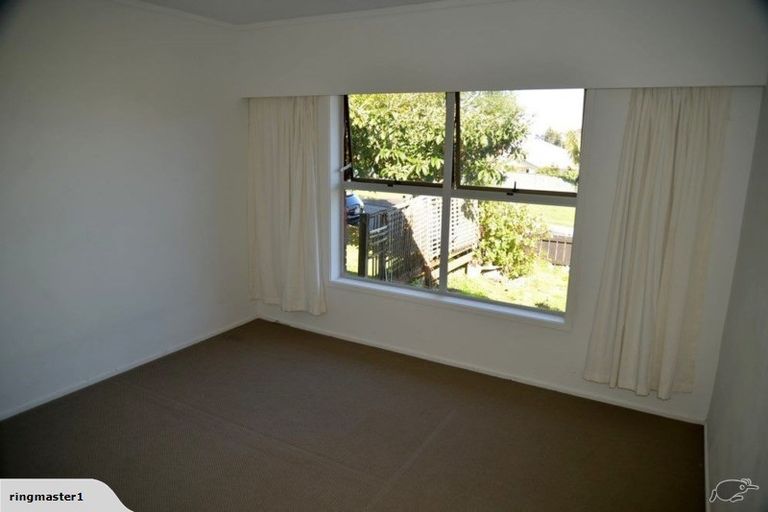 Photo of property in 3/1 Leigh Terrace, Bayview, Auckland, 0629