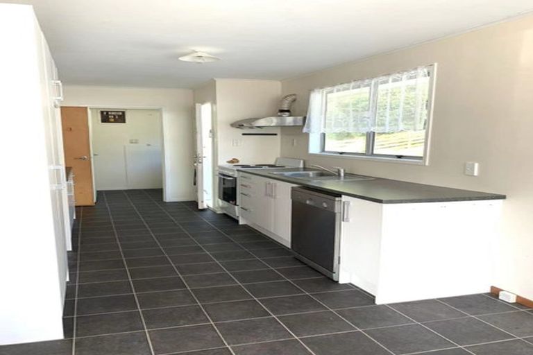 Photo of property in 80 Salamanca Road, Sunnynook, Auckland, 0620