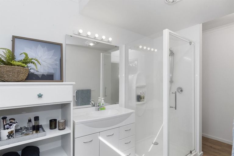 Photo of property in 14 Eyres Place, Ohauiti, Tauranga, 3112