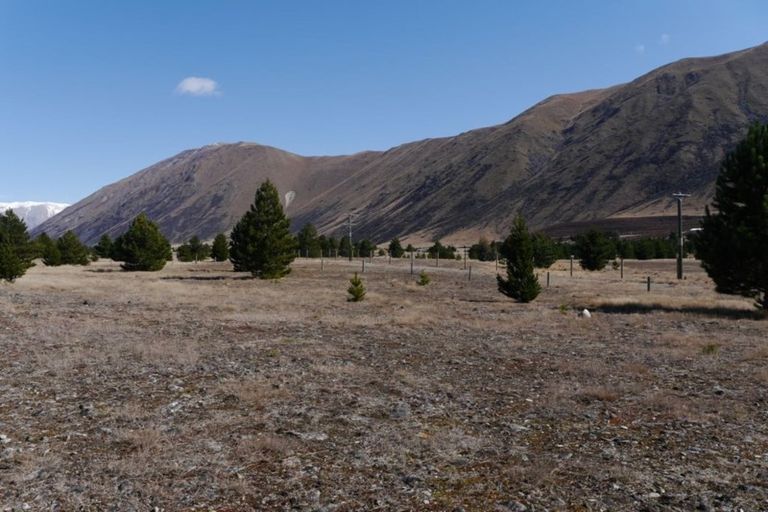 Photo of property in 76 Flanagan Lane, Ben Ohau, Twizel, 7999