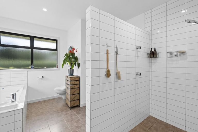 Photo of property in 11a Access Road, Kerikeri, 0230