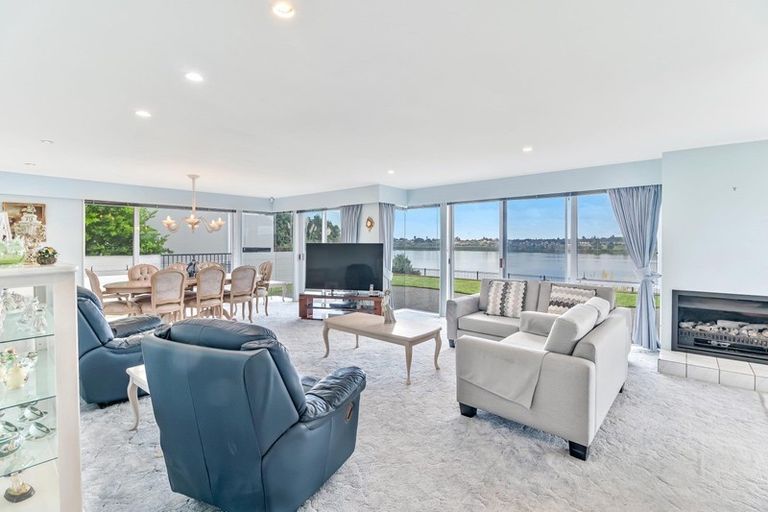 Photo of property in 10 Tytus Place, Conifer Grove, Takanini, 2112