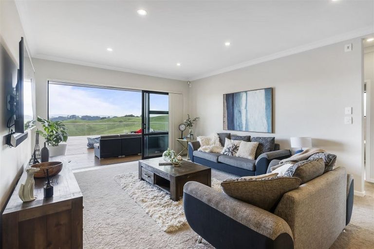 Photo of property in 719 Redoubt Road, Flat Bush, Auckland, 2019