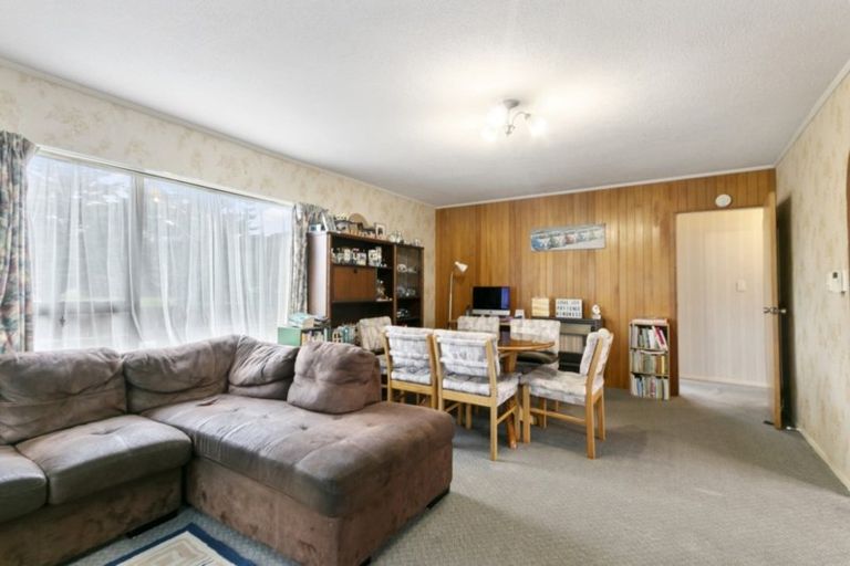 Photo of property in 98a Reynolds Street, Taita, Lower Hutt, 5011