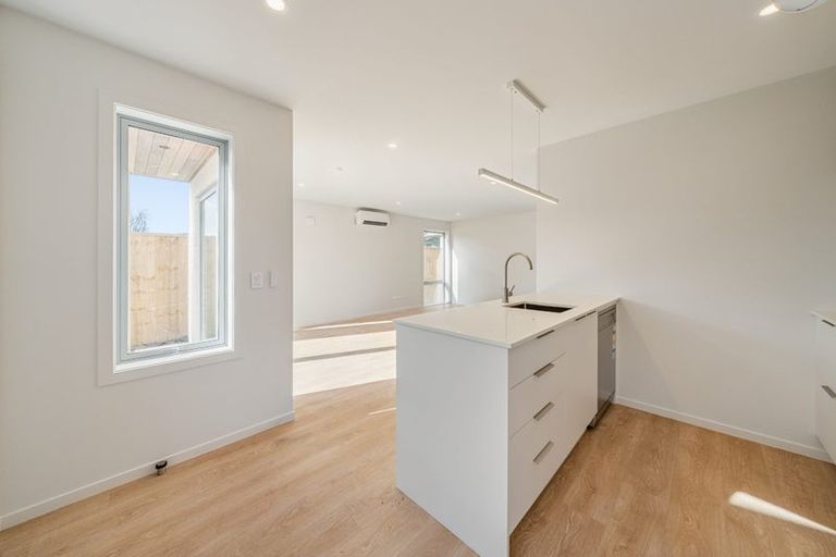 Photo of property in 1058 High Street, Avalon, Lower Hutt, 5011