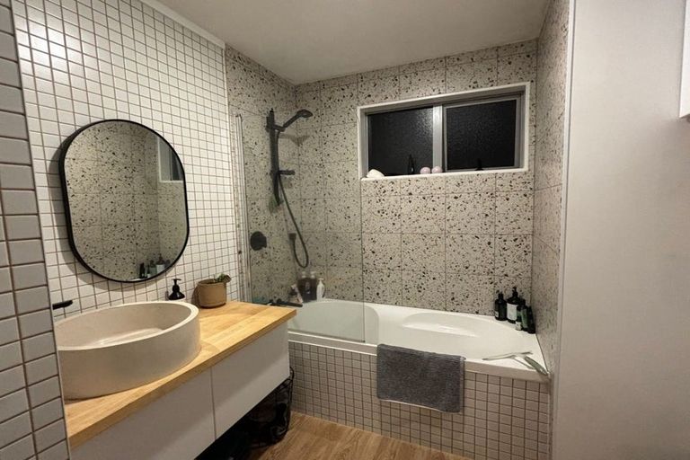 Photo of property in 325/26 Morningside Drive, Morningside, Auckland, 1025