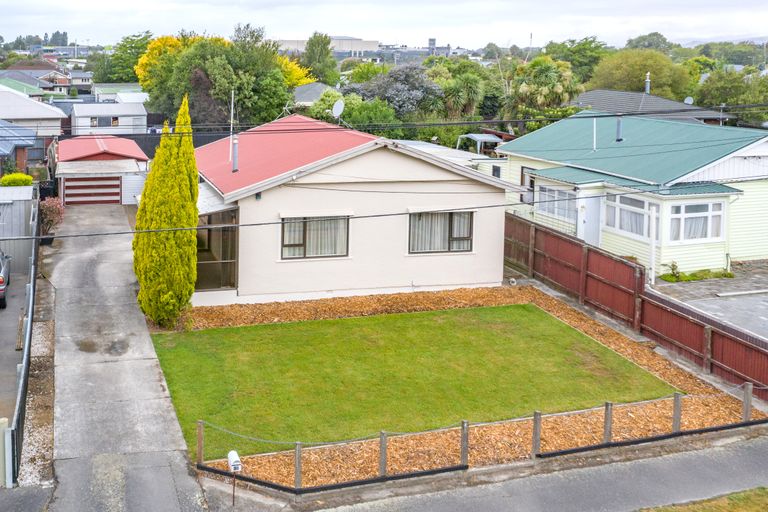 Photo of property in 30 Quinns Road, Shirley, Christchurch, 8013