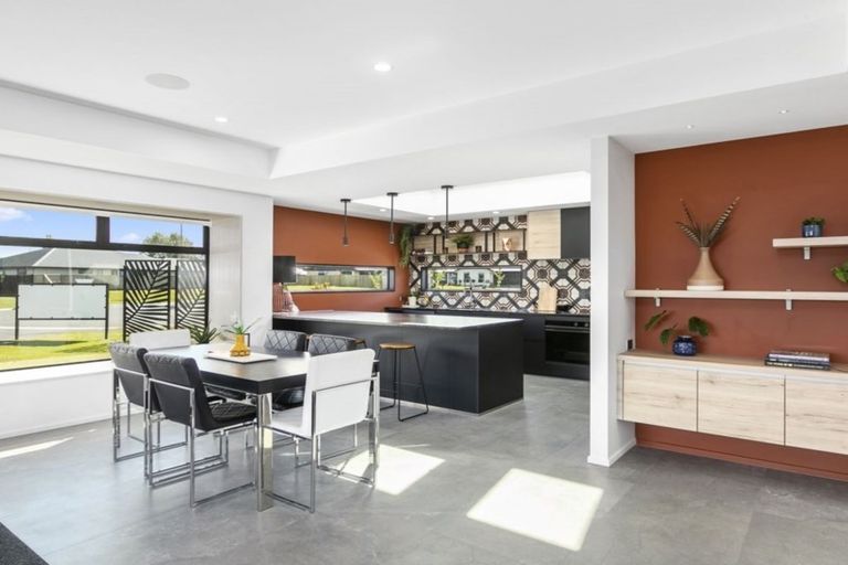 Photo of property in 17 Carrick Place, Mosgiel, 9024