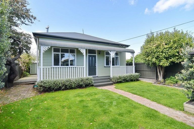 Photo of property in 98 Hargood Street, Woolston, Christchurch, 8062