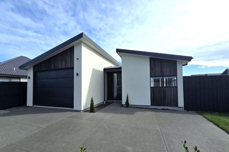 Photo of property in 92 Brenley Drive, Rolleston, 7614