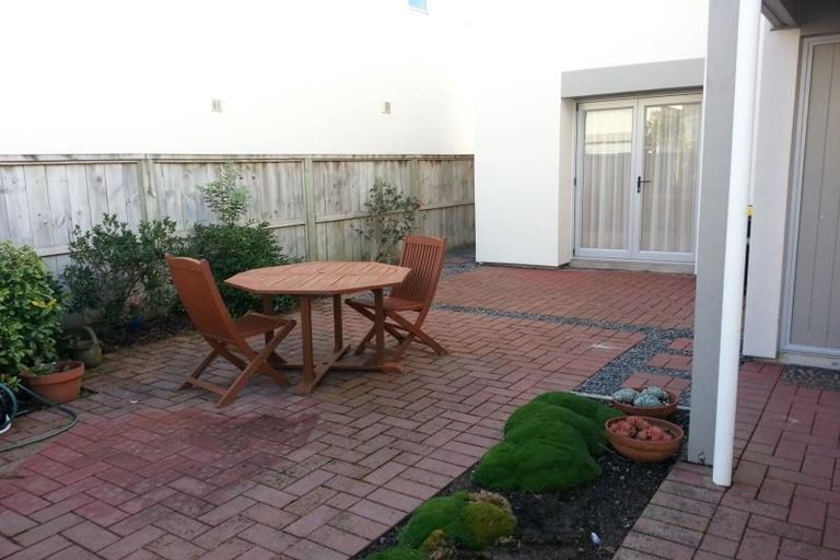 Photo of property in 18/36 Dee Street, Island Bay, Wellington, 6023