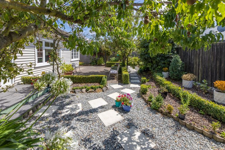 Photo of property in 2/115 Jerrold Street North, Addington, Christchurch, 8024