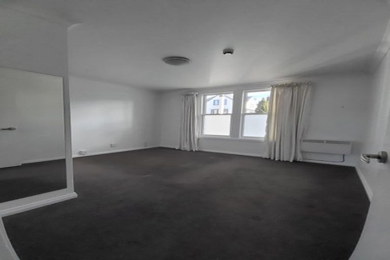 Photo of property in 221c The Terrace, Wellington Central, Wellington, 6011