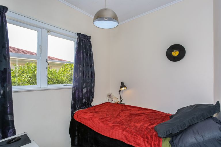 Photo of property in 2/101a Clevedon Road, Papakura, 2110