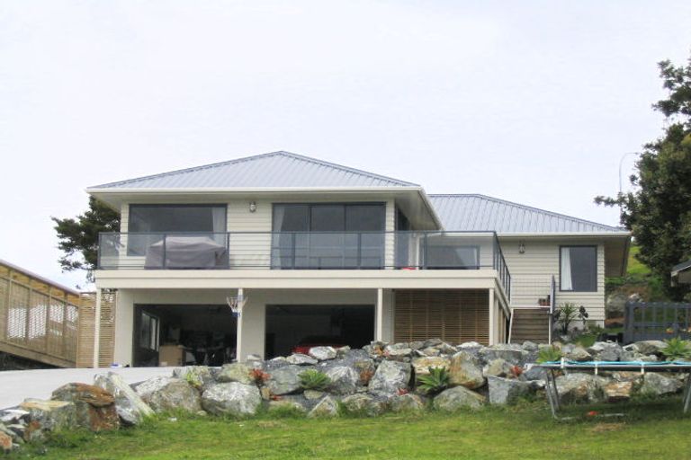 Photo of property in 25 Berghan Road, Coopers Beach, 0420