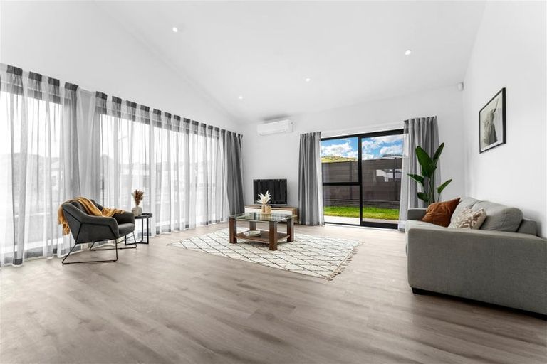 Photo of property in 64 Mataikokako Loop, Kawakawa Bay, 2585