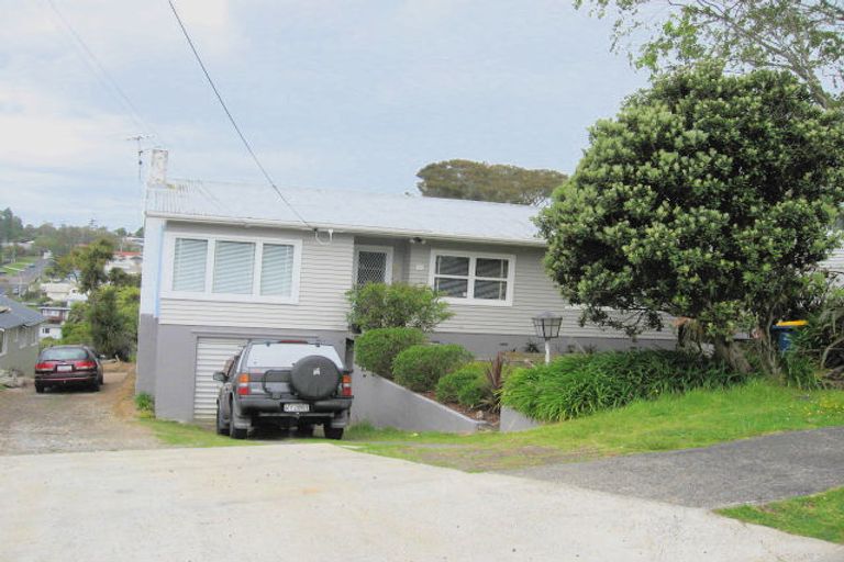 Photo of property in 95 Stanley Road, Glenfield, Auckland, 0629