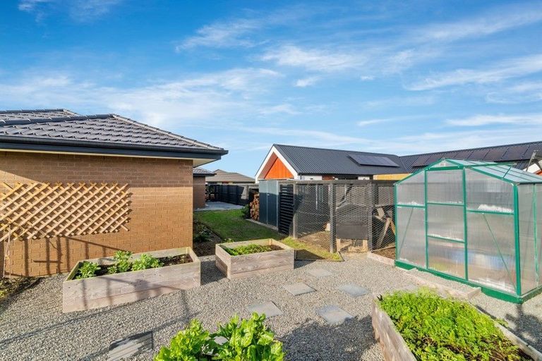 Photo of property in 4 Catchpole Place, Woodend, 7610