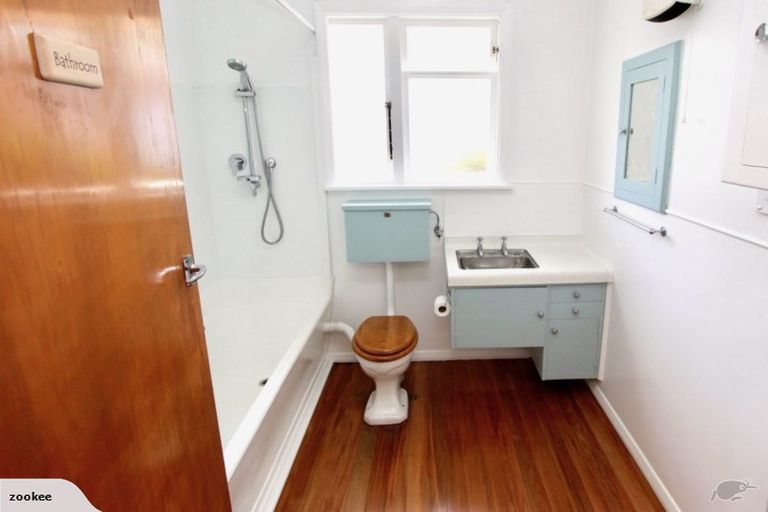 Photo of property in 24 Caledonian Road, St Albans, Christchurch, 8014