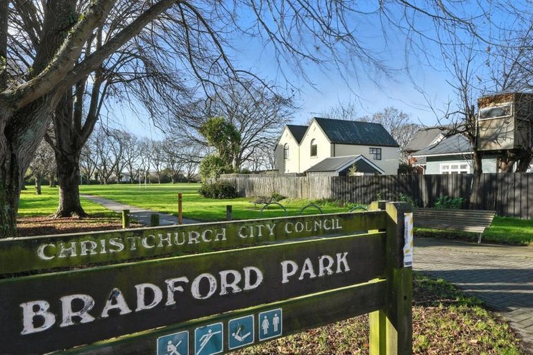 Photo of property in 112 Strickland Street, Sydenham, Christchurch, 8023