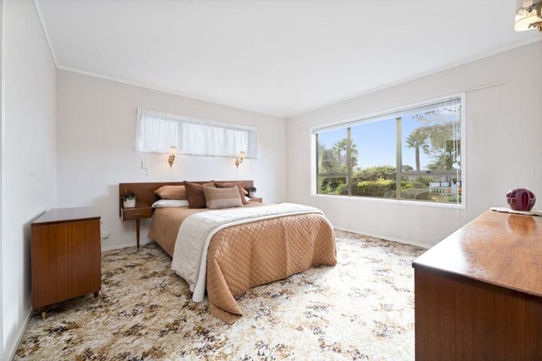 Photo of property in 21 Matuhi Rise, Henderson, Auckland, 0612