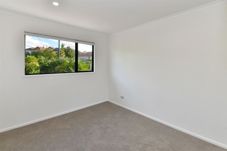 Photo of property in 2 Quarter Deck Lane, Gulf Harbour, Whangaparaoa, 0930
