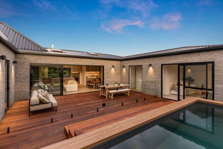 Photo of property in 21 William Gilbert Drive, Mangawhai, 0505