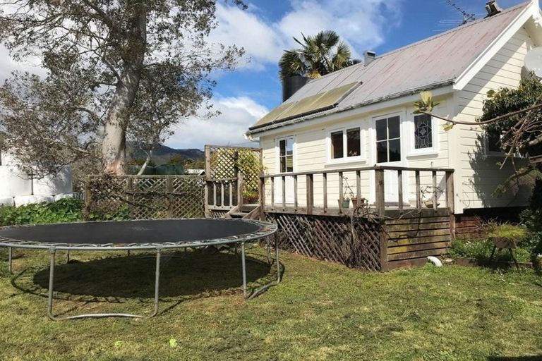 Photo of property in 29 Central Takaka Road, Takaka, 7183