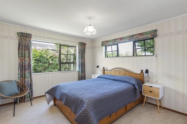 Photo of property in 14 Hastings Street, Waikanae Beach, Waikanae, 5036