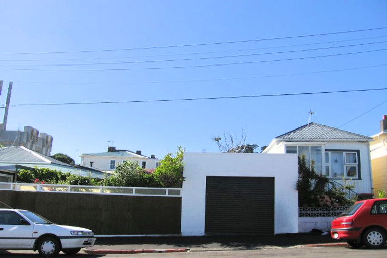 Photo of property in 3 Picton Avenue, Newtown, Wellington, 6021