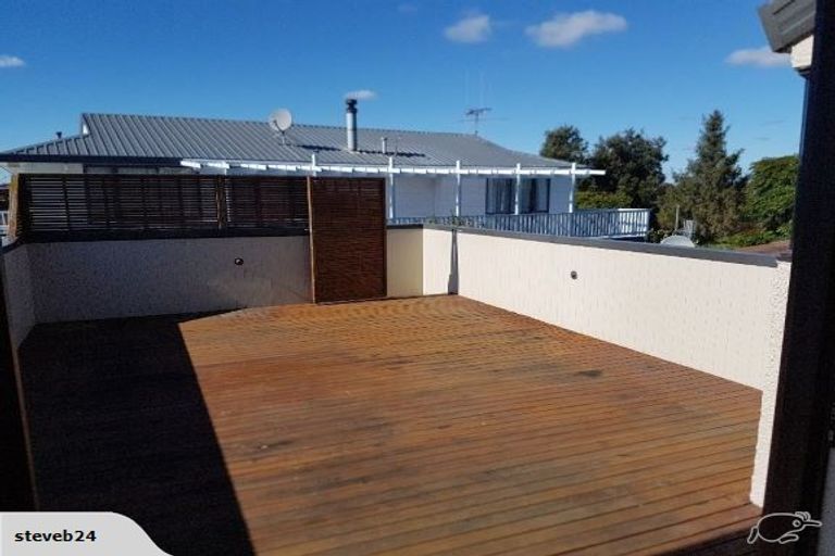 Photo of property in 44 Dickson Road, Papamoa Beach, Papamoa, 3118