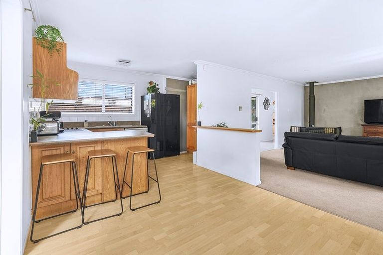 Photo of property in 27 Glen Lynne Avenue, Queenwood, Hamilton, 3210