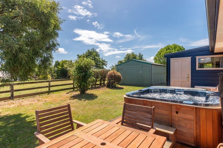 Photo of property in 68b Papaitonga Lake Road, Ohau, Levin, 5570