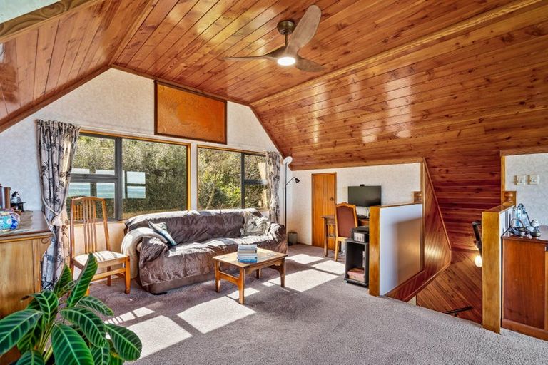 Photo of property in 63 Bay View Road, Whangarei Heads, Whangarei, 0174