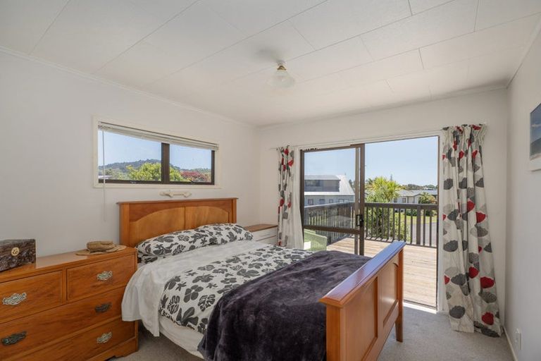 Photo of property in 1 Norfolk Place, Tairua, 3508