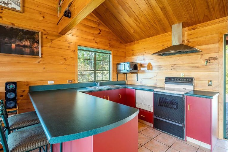 Photo of property in 8 Paurini Place, Motuoapa, 3382