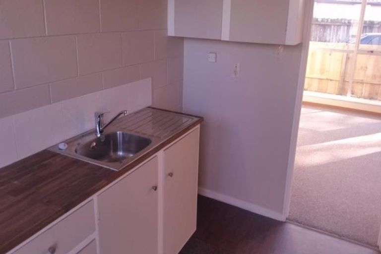 Photo of property in 3/53 Grenville Street, Waltham, Christchurch, 8011