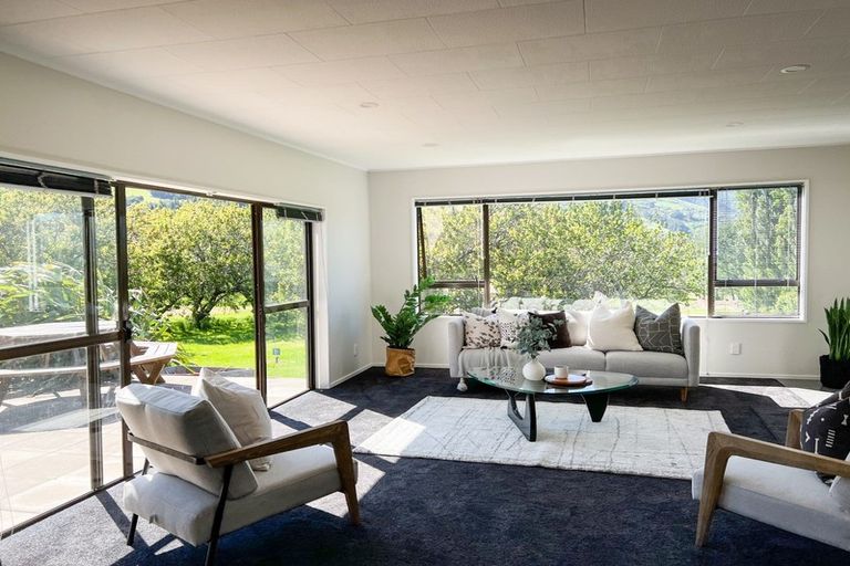 Photo of property in 165 Governors Bay - Teddington Road, Teddington, Lyttelton, 8971