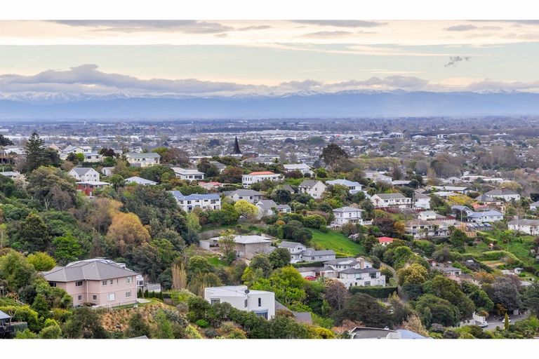 Photo of property in 98 Holliss Avenue, Cashmere, Christchurch, 8022