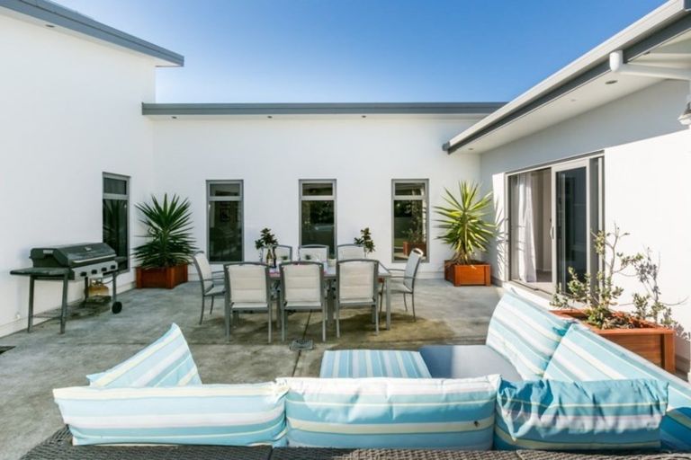 Photo of property in 27 Waimakariri Drive, Awatoto, Napier, 4110