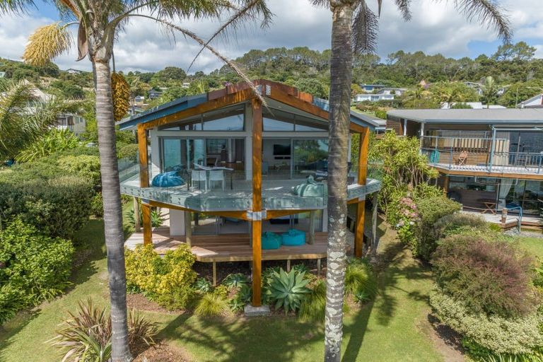 Photo of property in 21 Kupe Road, Coopers Beach, 0420