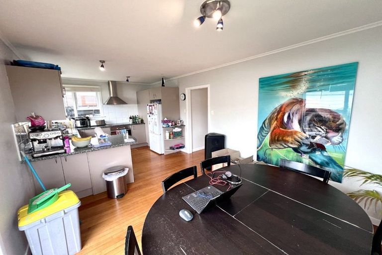 Photo of property in 1/7 Gordon Avenue, Forrest Hill, Auckland, 0620