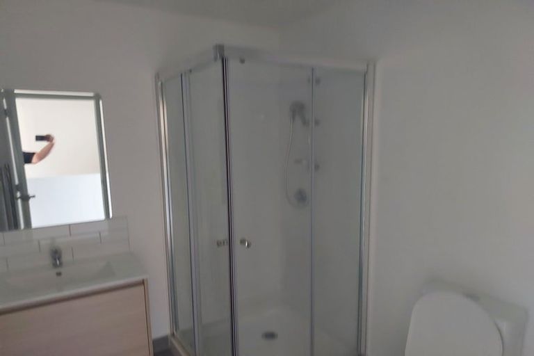 Photo of property in 21 Tukari Lane, Mangere Bridge, Auckland, 2022