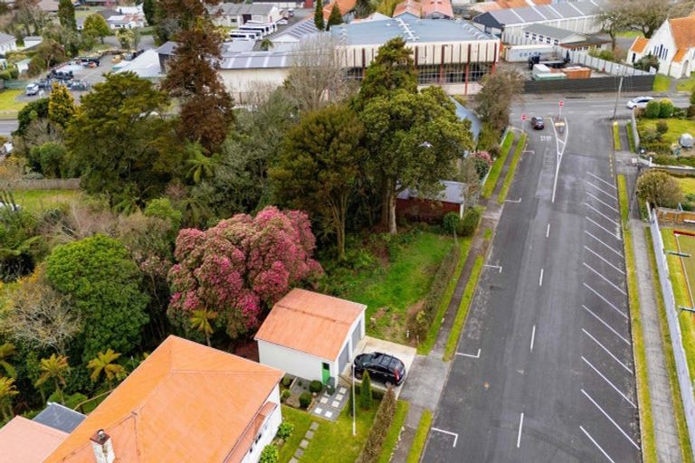 Photo of property in 2a Miro Street, Inglewood, 4330