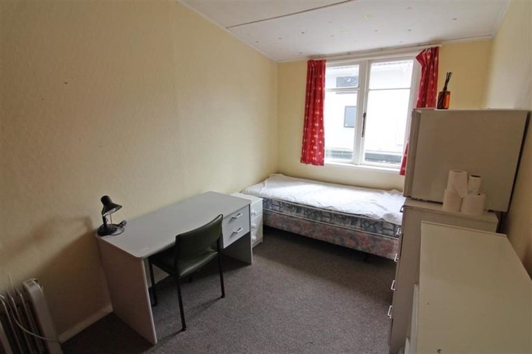 Photo of property in 61 Duke Street, North Dunedin, Dunedin, 9016